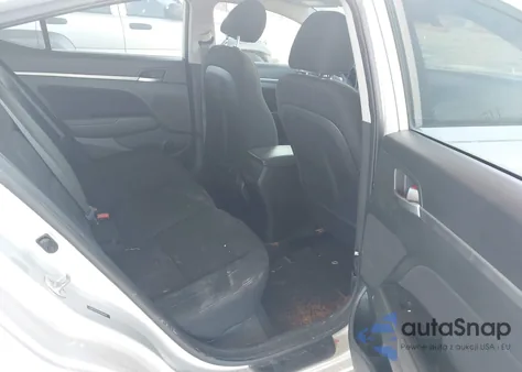 2019 Hyundai Elantra Sel z USA, uszkodzony, nr VIN 5NPD84LF0KH439481